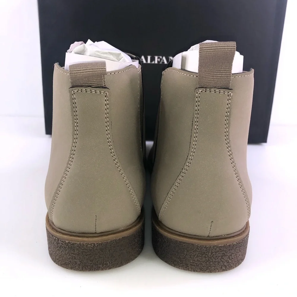 ALFANI Men's Jonah Chelsea Boot Neutral Brand New In The Box